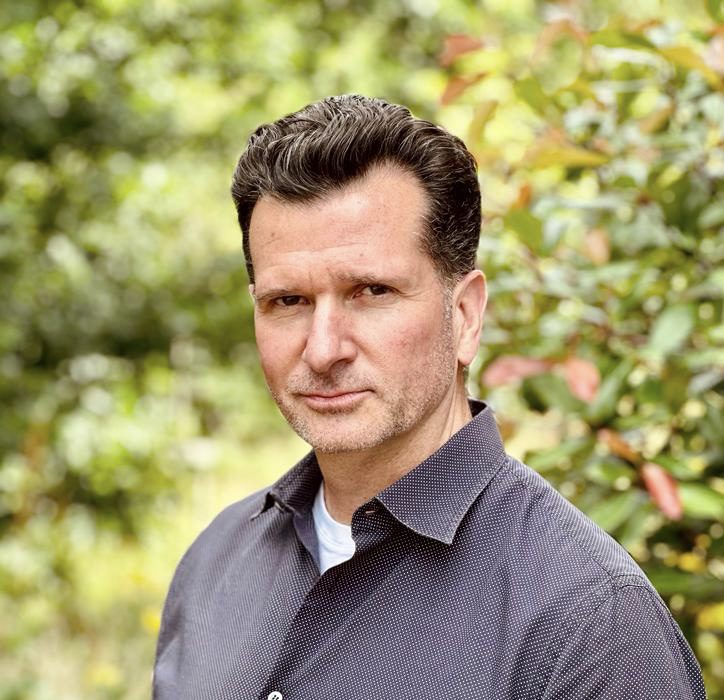 Thomas Kostigen share our strength